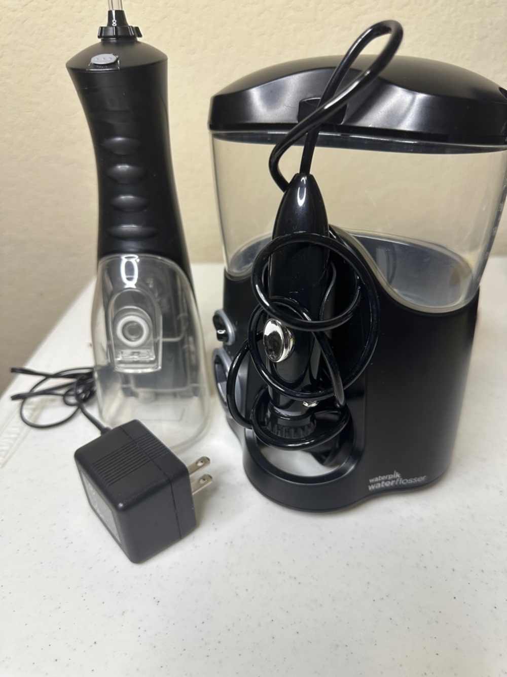 Waterpik Waterflosser - Picture 11 of 12